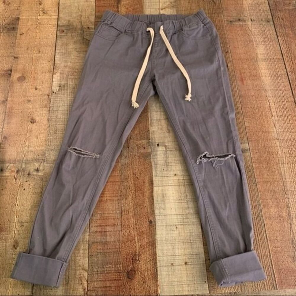 American bazi womens cuffed distressed pant in gray - M